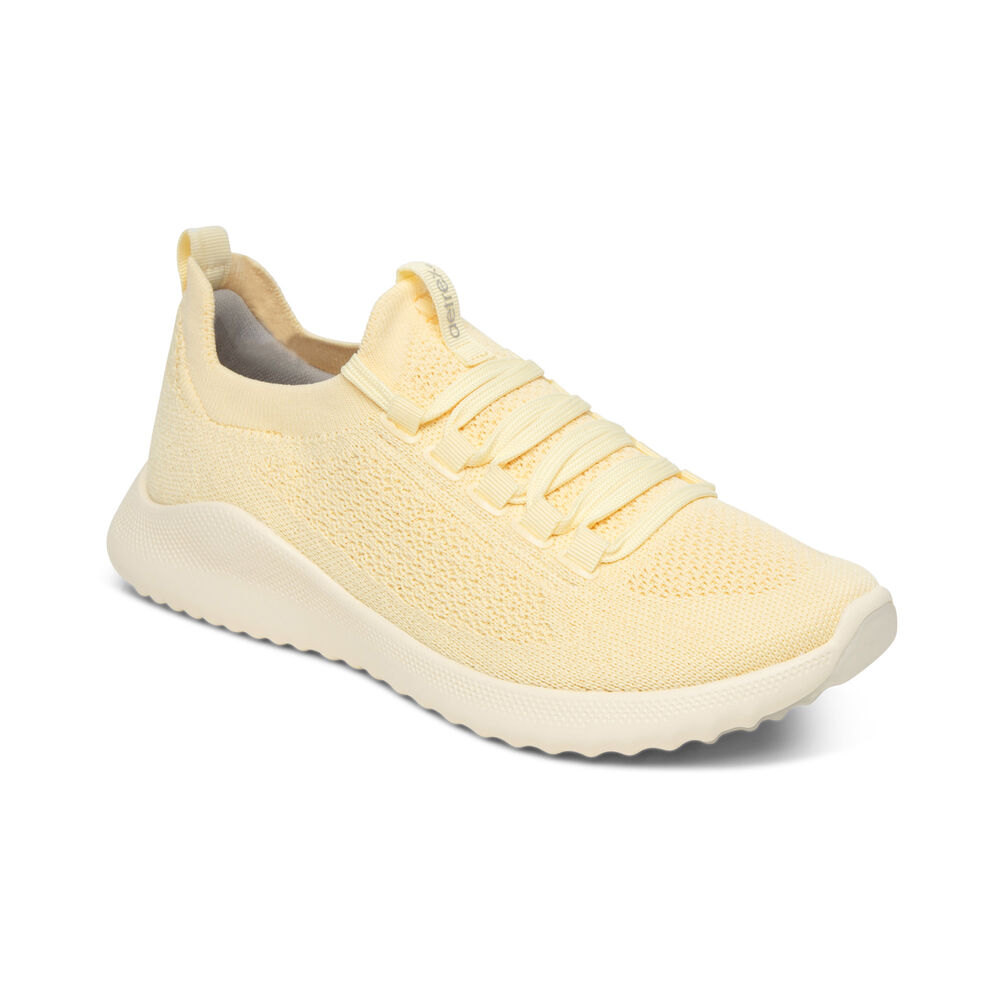 Aetrex Women's Carly Arch Support Sneakers - Lemon | USA HGTQUCJ